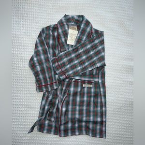 NWT - TBBC - 5T - boys plaid robe